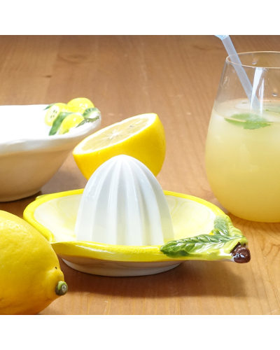 レモンデザインのトレイが可愛いレモン絞り器（イタリア製/陶器製