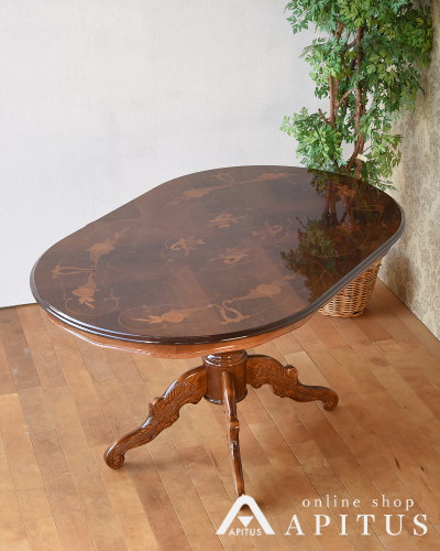 華麗な象嵌細工が美しい楕円形のイタリア製ダイニングテーブル（直径140cm）
