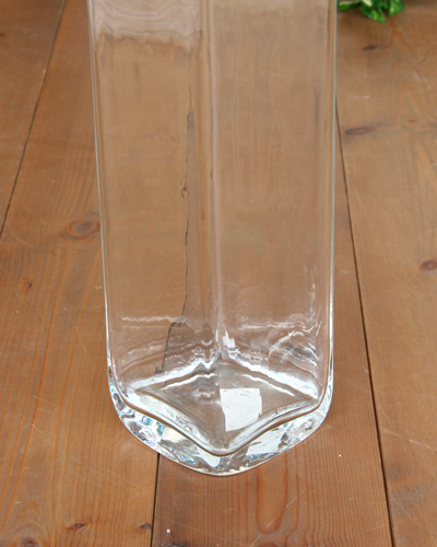 イタリア製のモダンな縦長のガラス花瓶（クリア）｜インテリア小物
